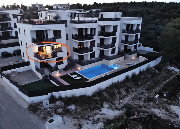 Apartment Koc, Okrug Gornji